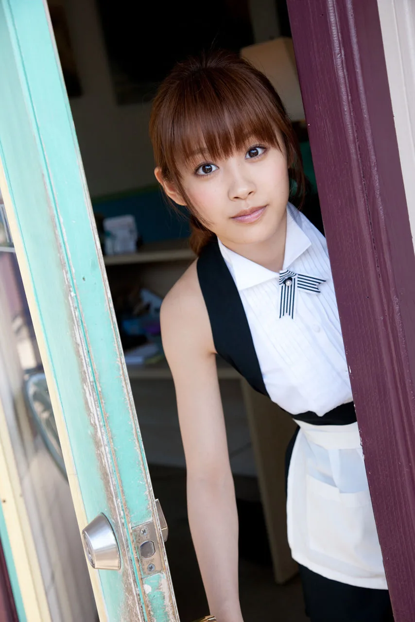 [Sách điện tử H!P] Số 74 Ai Takahashi - Bộ ảnh "Ngôi nhà ngọt ngào" - 102