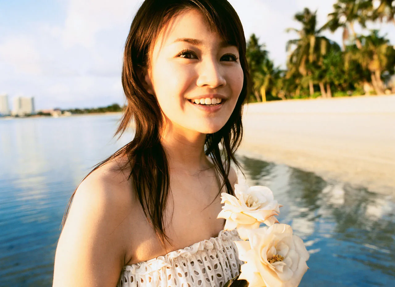 [Image.tv] Sách ảnh "Bầu trời, làn gió và em" của Ai Takabe - 35